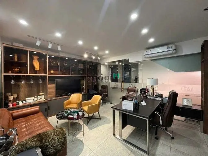 Cho Thuê Nhà Nguyên Căn - Villa Sư Vạn Hạnh - Giá Chỉ Có 39 Triệu