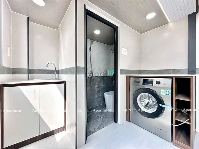 Căn Hộ Mới Toanh, Thang Máy, Full Nội Thất Cạnh Cạnh Bờ Kè Hoàng Sa