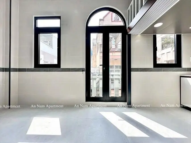 Căn Hộ Mới Toanh, Thang Máy, Full Nội Thất Cạnh Cạnh Bờ Kè Hoàng Sa