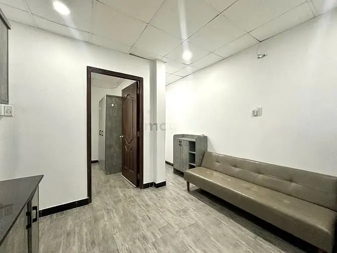 Căn Hộ 1 Phòng Ngủ Ban Công Thoáng Rộng Hơn 30M2 Gần Chợ Bà Chiểu