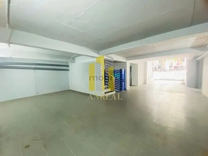 Nhà Sàn Trống Đường Tạ Hiện Phù Hợp Làm Văn Phòng Giá 48 Triệu