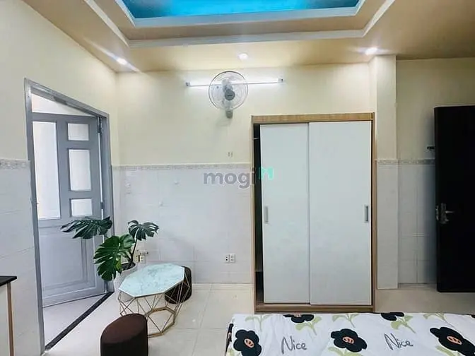 Phòng Giá Rẻ Gần Đh Kinh Tế Nguyễn Tri Phương, Ban Công Full Nội Thất