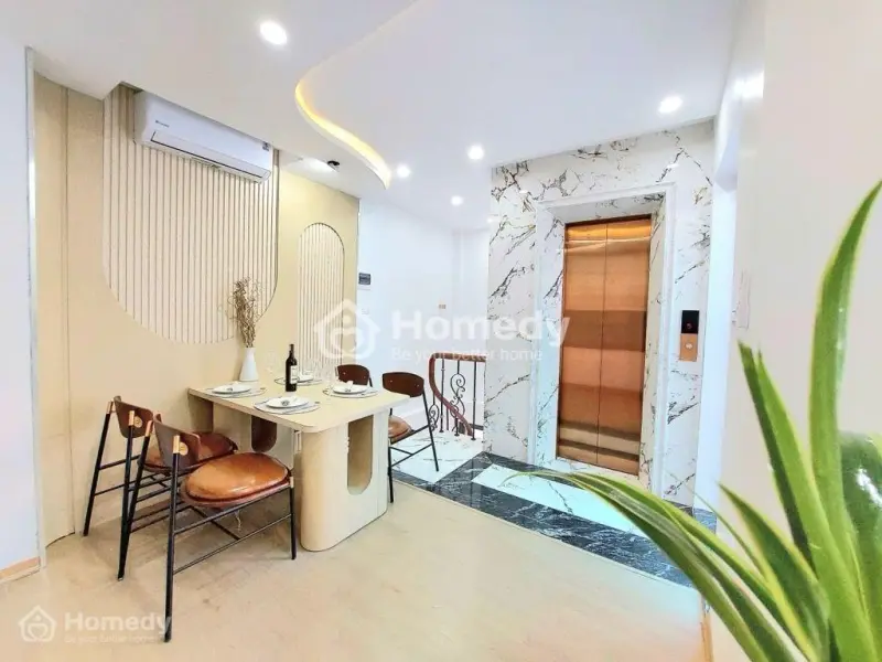 Sát Phố Dương Văn Bé-Q Hai Bà Trưng-Dt43M2-Xây Mới 5Tầng-Thang Máy-Full Nội Thất-Hơn 10Tỷ