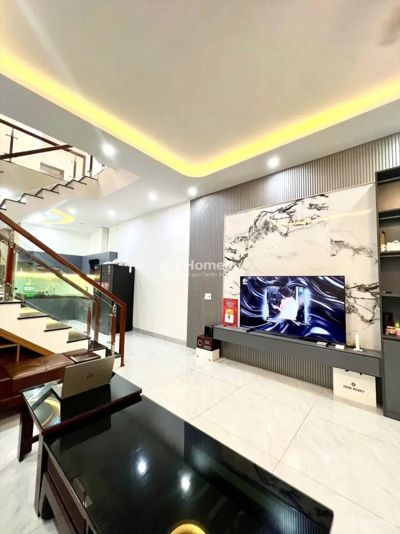 Bán Nhà 3 Tầng Đường Lê Thạch - Gần Đường Tú Mở