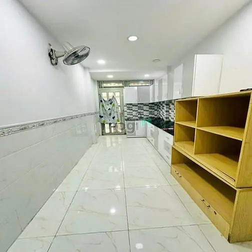 Kẹt Bank Cần Bán Nhà 1 Lầu Hẻm 967 Trần Xuân Soạn, Tân Hưng, Quận 7