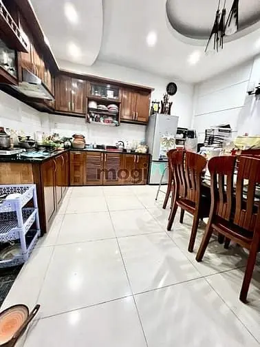 Q1-Lê Thị Riêng- Hẻm Xe Hơi Thông- Cách Mặt Tiền 100M- 5 Tầng 5Pn