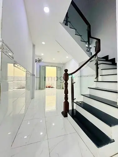 Kẹt Bank Cần Bán Nhà 1 Lầu Hẻm 967 Trần Xuân Soạn, Tân Hưng, Quận 7