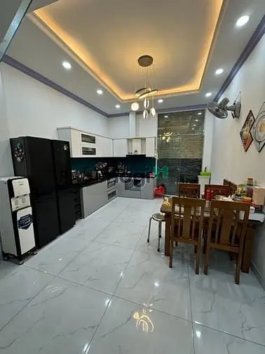 Mua Nhà Có Sẵn Tiền - Hẻm Thông Tứ Tung - Mtkd