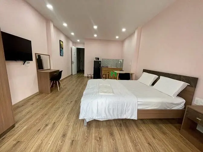 Căn Hộ Cao Cấp Ban Công Lớn Thoáng Mát Ngay Mặt Tiền Trung Tâm Quận 1