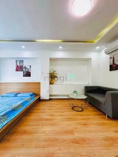 Căn Hộ Cho Thuê Q1 Ban Công, Full Nội Thất Gần Chợ Bến Thành