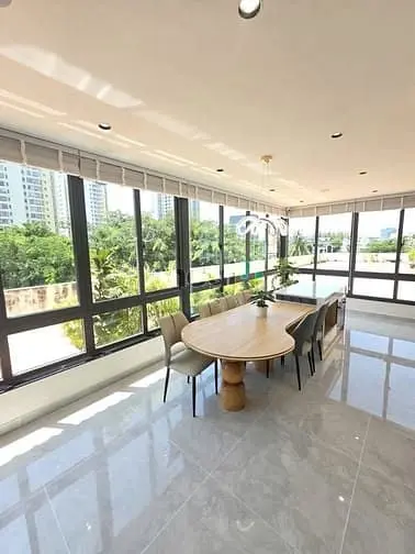 Bán Ch Sân Vườn Sky Garden 3, 9.6 Tỷ, 98M2, 3Pn, 2Wc.