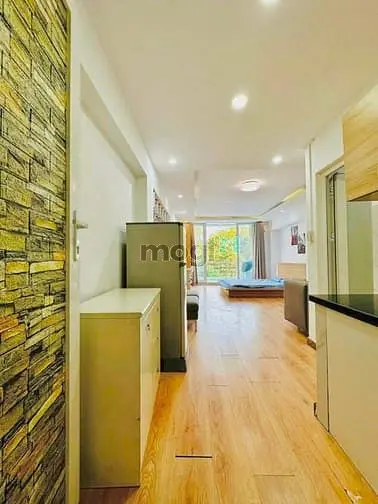 Căn Hộ Cho Thuê Q1 Ban Công, Full Nội Thất Gần Chợ Bến Thành