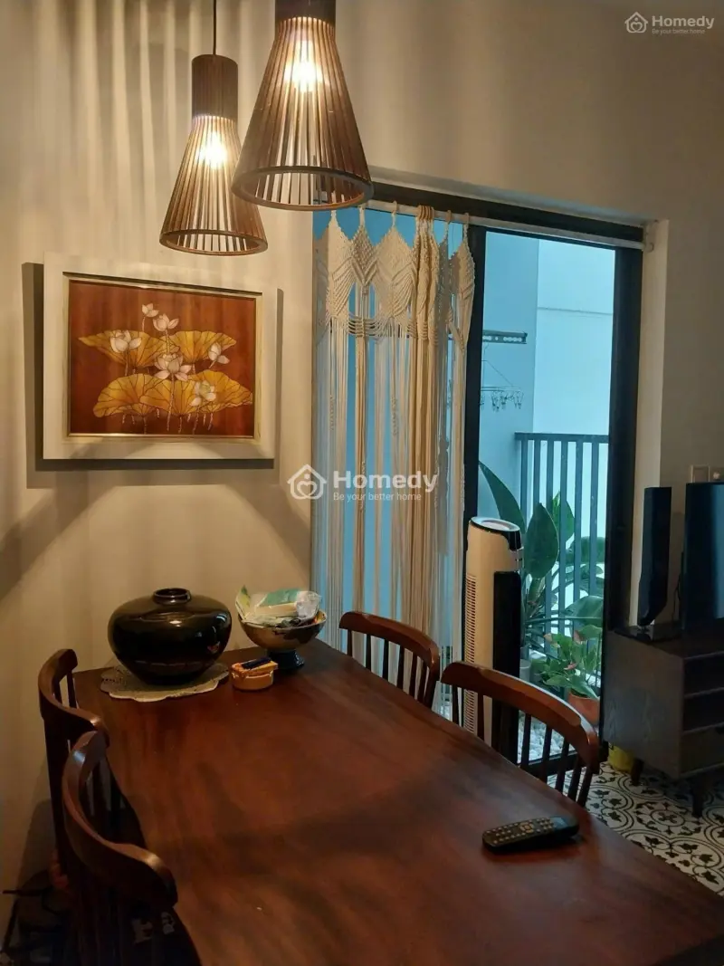 Bán 2 Ngủ, 61M2 Sử Dụng - Chung Cư Aqua Bay , Khu Đô Thị Ecopark - Có Ban Công Rộng