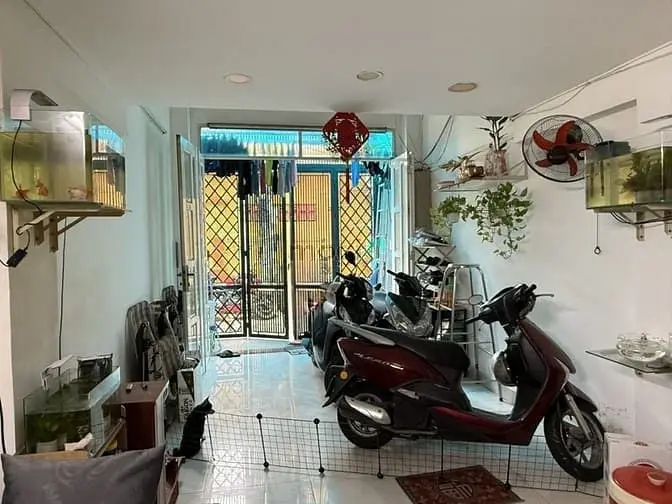 Q3- Cao Thắng- Hẻm Ô Tô Sát Mặt Tiền- Vip Q3