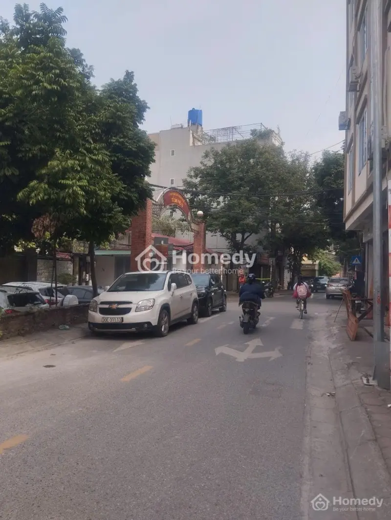 Siêu Phẩm Lô Góc Ngõ Thông – 7 Chỗ Vào Nhà – Mặt Tiền 5,2M – Vũ Xuân Thiều – Giá 2X Tỷ