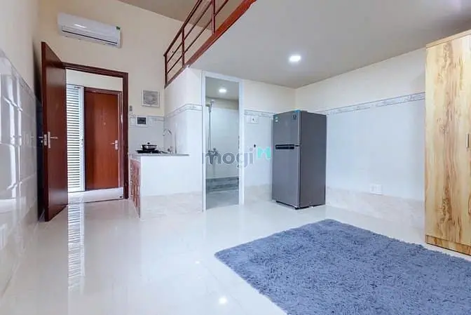 Cho Thuê Duplex Siêu Rộng - Ở Được 5 Người 5 Xe - Có Thang Máy