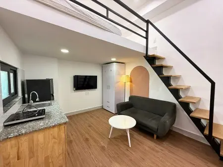 Phòng Trọ Có Gác Full Nội Thất Mới 100% Gần Q1, Q3 25M2 Cửa Sổ Trời Thoáng Tại Hoàng Diệu, Phú Nhuận