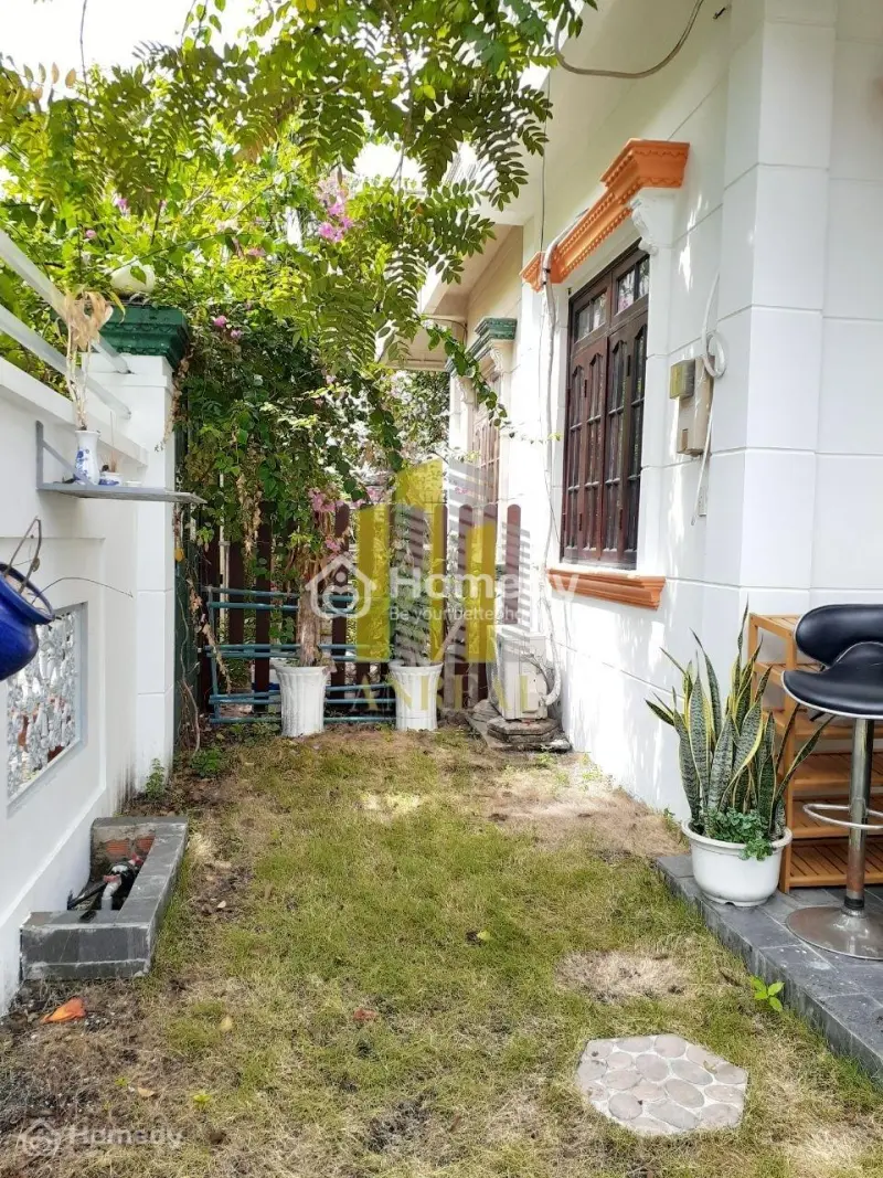 Cho Thuê Villa Thảo Điền Giá 30 Triệu - Có Sân Vườn