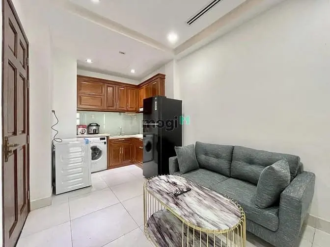 Căn Hộ 2Pn Full Nội Thất Gỗ Máy Giặt Sấy Riêng Nhiều Cửa Sổ Khu Đa Kao