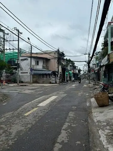 Nhà Cho Thuê: Mt Lò Siêu Q11, (3.2X22M 4L 6Pn 6Wc)