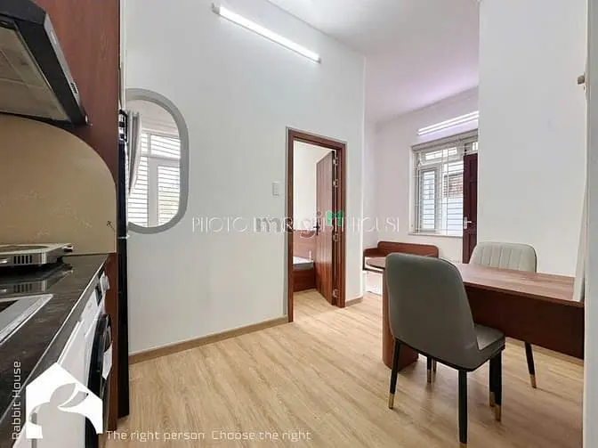 Căn Hộ Chung Cư Mini 1 Phòng Ngủ Ban Công Gần Công Viên Lê Văn Tám