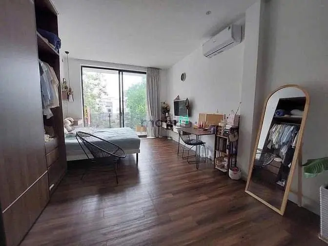 Trống Sẳn Studio Full Nội Thất Bancol Ngay Nguyễn Trọng Tuyển