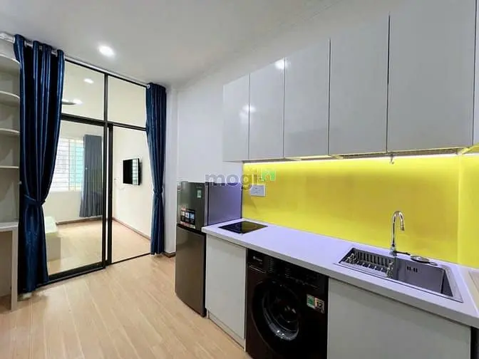 Căn Hộ 1 Phòng Ngủ Rộng Hơn 35M2 Ban Công Thoáng Mát Gần Chợ Tân Định