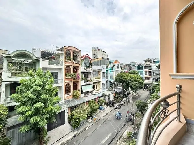 Căn Hộ 1 Phòng Ngủ 35M2 Ban Công Thoáng Mát Ngay Mặt Tiền Chu Văn An