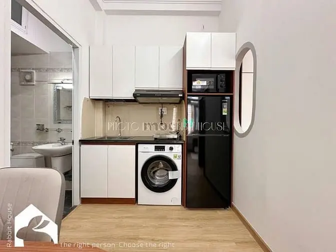 Căn Hộ Chung Cư Mini 1 Phòng Ngủ Ban Công Gần Công Viên Lê Văn Tám