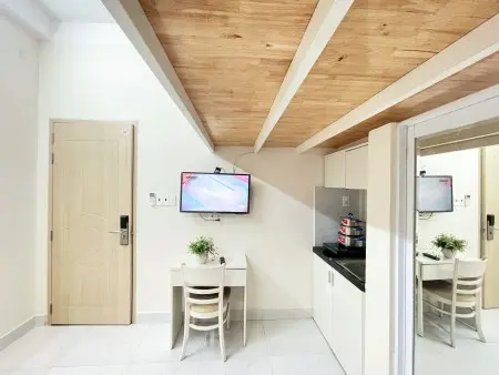 Căn Hộ Gác Lửng Xinh Lung Linh Ngay Chợ Nguyễn Văn Trỗi
