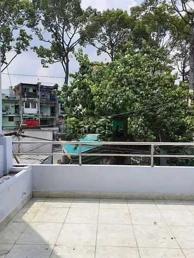 Góc Mt 3/2 - Nguyễn Chí Thanh Q11, (4.5X18M 3L), 25Tr