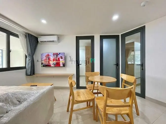 Căn Hộ Mới Xây 100% 2 Phòng Ngủ 1 Phòng Khách 60M2 Gần Hàng Xanh