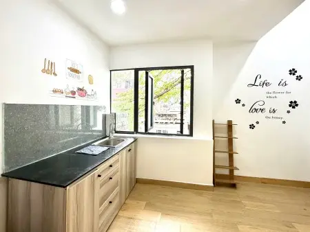 Phòng Trọ Tách Bếp Có Cửa Sổ Thoáng Mát Ngay Ngã Tư Bảy Hiền Gần Quận 10