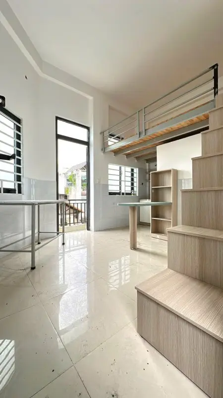 Cho Thuê Trọ Có Gác Ban Công Ngay Etown - 35M2