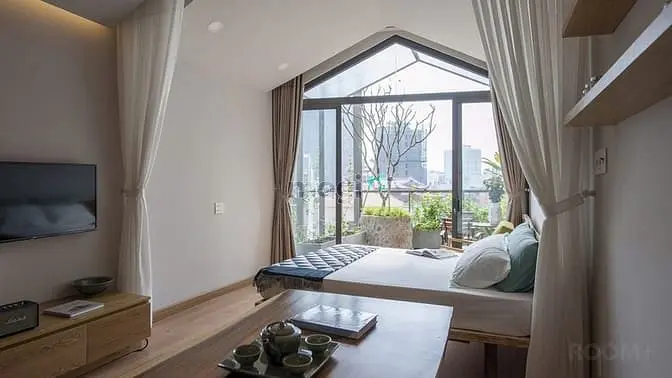 Căn Hộ Studio Tách Bếp Sân Vườn Riêng Full Nội Thất Gần Cầu Công Lý