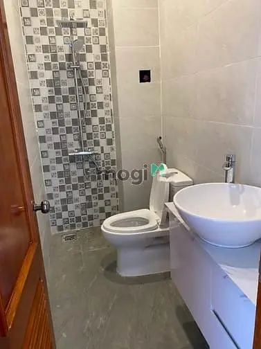 Bán Nhà Giá Mềm Lam Sơn, P2, Tân Bình, 1,65 Tỷ, Sổ Riêng, Đủ Tiện Ích