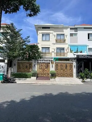 Cần Bán Gấp Biệt Thự Song Lập Mỹ Hoàng Phạm Thái Bường Phú Mỹ Hưng Q7