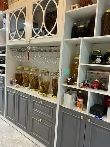 Mt Căn Hộ Chung Cư Cao Cấp - Tầng Trệt Mặt Tiền, Cách Mạng Tháng 8, Q3