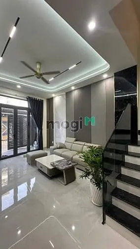 Nhà Bán P.thống Nhất 66M2 Nhà 2 Lầu 5Pn Hoàn Công 4,9 Tỷ 1 Xẹc Xe Hơi