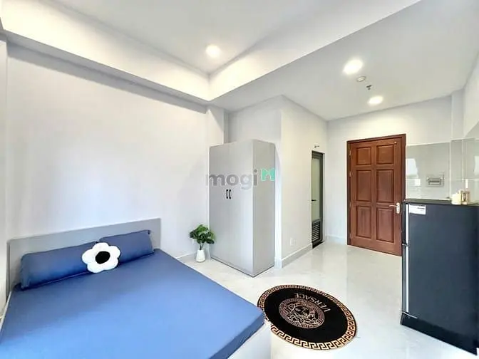 Căn Hộ Studio Ban Công Đầy Đủ Nội Thất Ngay Trung Tâm Quận 10