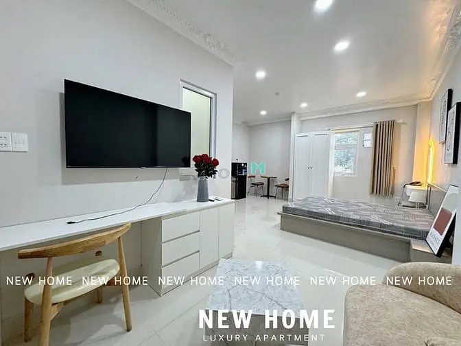 Studio Full Nội Thất Cao Cấp Cửa Sổ View Công Viên Quận 10