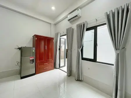 Phòng Mới Ngay Bùi Minh Trực Gần Chợ Nhị Thiên Đường