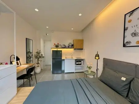 Studio Full Nội Thất Cửa Sổ Trời Ngay Bàu Cát