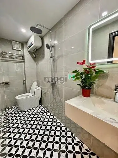Nhà Đẹp Ngõ Tôn Thất Tùng, Giá 7.68 Tỷ, 28M2X4T, Ở Luôn