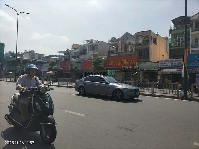 Gò Vấp, Nhà Mới 5 Tầng Mặt Tiền Dương Quảng Hàm Dt 5X20M