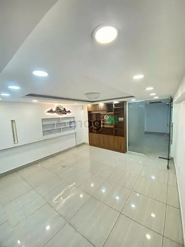 Nhà Cho Thuê: Mt Lê Đại Hành Q11, (4X13M 3L Dài Suốt), Kd Tự Do