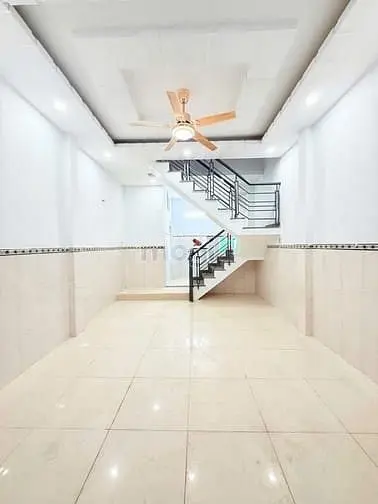 Hẻm Nhựa Gần Chợ Phạm Văn Bạch - Nhà 2 Tầng Btct (4.2X10M)5.X Tỷ