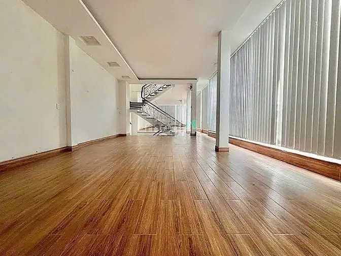 Cho Thuê Nhà Góc 2 Mặt Tiền Phù Hợp Văn Phòng Cty, Showroom