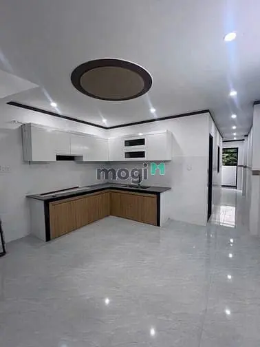 Chính Chủ Bán Nhà Gác Lững Hoàn Thiện Ngay Sau Khu Hành Chính Xã Bình