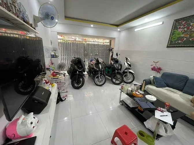 Nhà Bán Hxh Nguyễn Trọng Tuyển, Tân Bình – Ngang 5M – 57M² – Giá 6.1 T